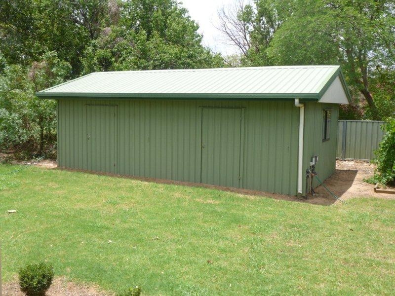 15-17 Weatherall Street, St George QLD 4487