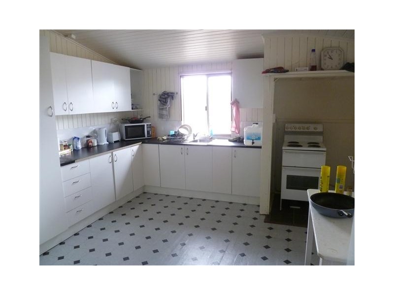 16 Bass, Yuleba QLD 4427
