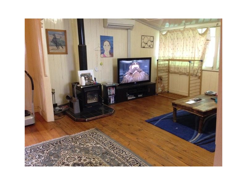22 Feather Street, Roma QLD 4455