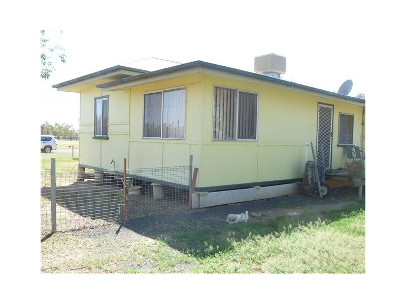 50 Twine St, Roma QLD 4455