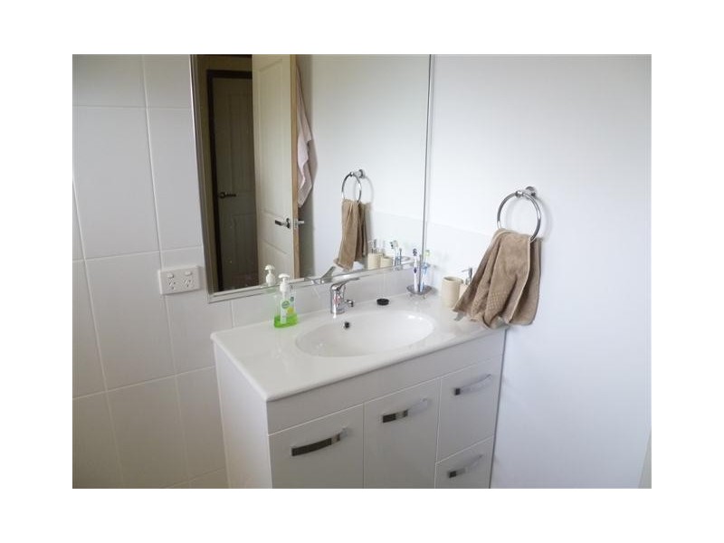119 Roslyn Drive, Roma QLD 4455