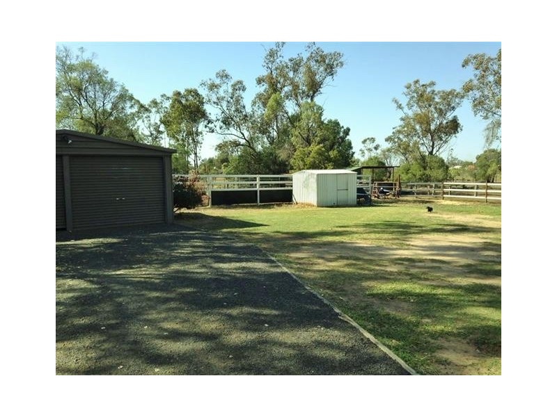 119 Roslyn Drive, Roma QLD 4455