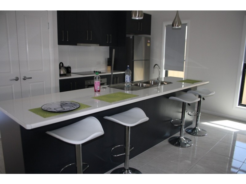 U1 59 MARIAN STREET, Miles QLD 4415