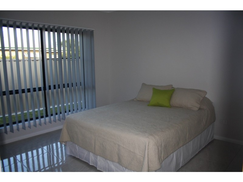 U1 59 MARIAN STREET, Miles QLD 4415