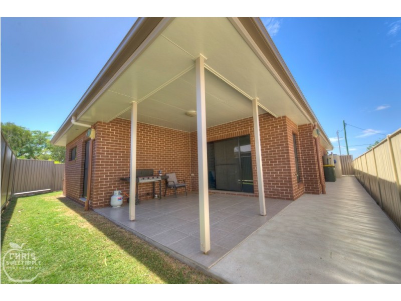 U1 59 MARIAN STREET, Miles QLD 4415