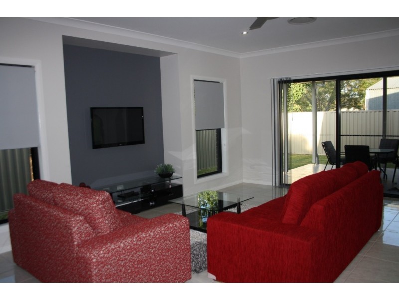 U2 59 MARIAN STREET, Miles QLD 4415