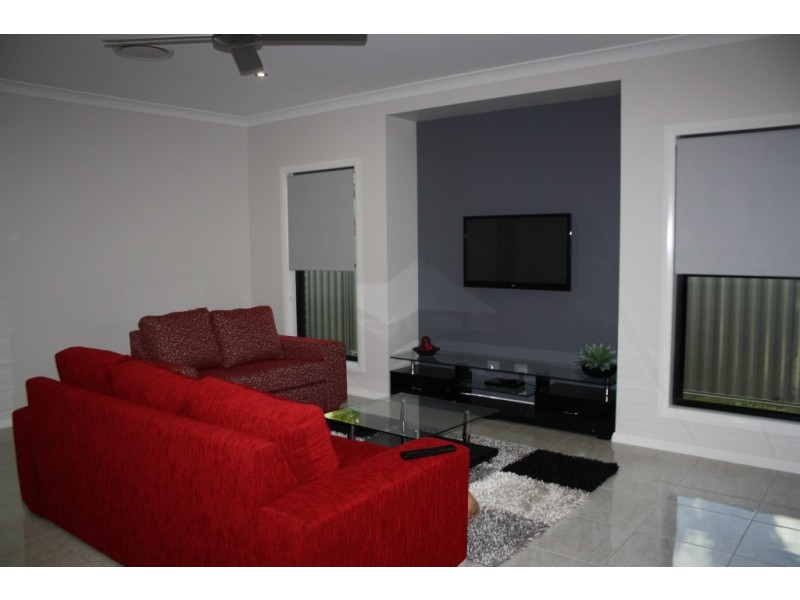 U2 59 MARIAN STREET, Miles QLD 4415