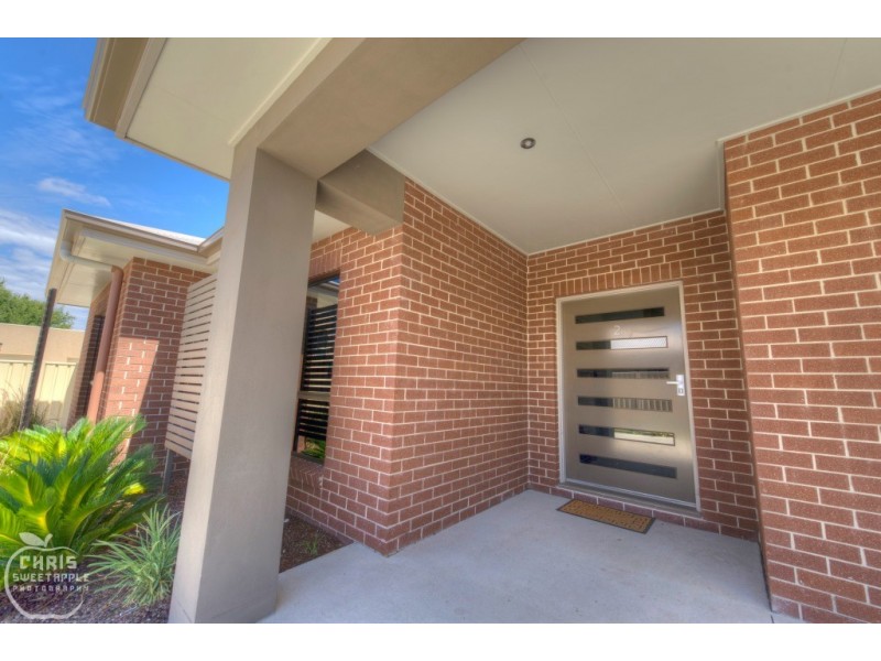 U2 59 MARIAN STREET, Miles QLD 4415