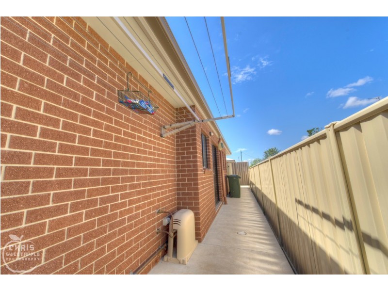 U2 59 MARIAN STREET, Miles QLD 4415