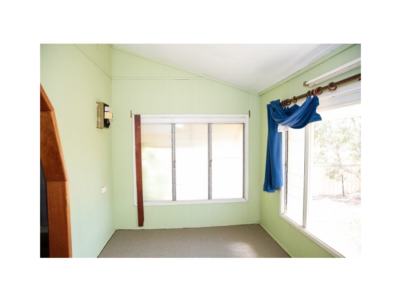 74 Raglan Street, Roma QLD 4455