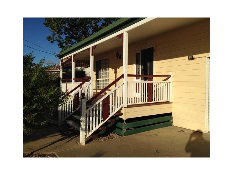10 Alex Parade, Roma QLD 4455