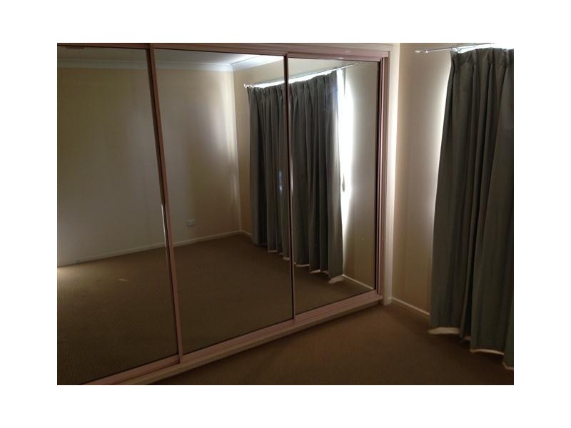 10 Alex Parade, Roma QLD 4455