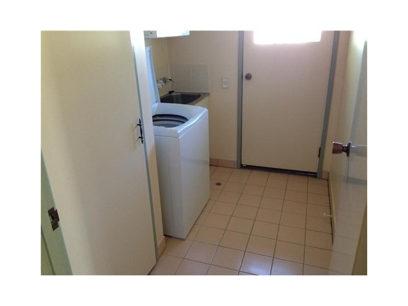 10 Alex Parade, Roma QLD 4455