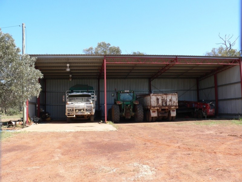 ” Boolara “, Meandarra QLD 4422