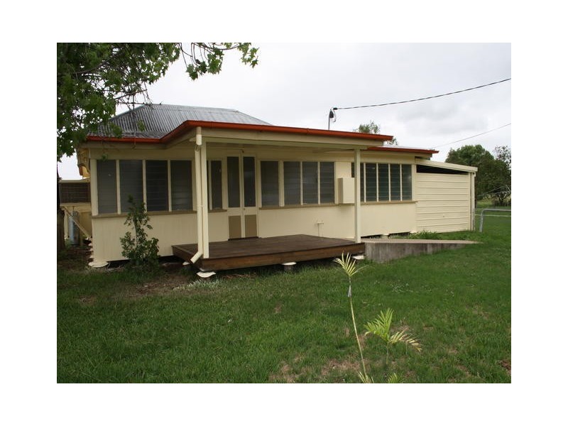 11 ROSE STREET, Blackall QLD 4472