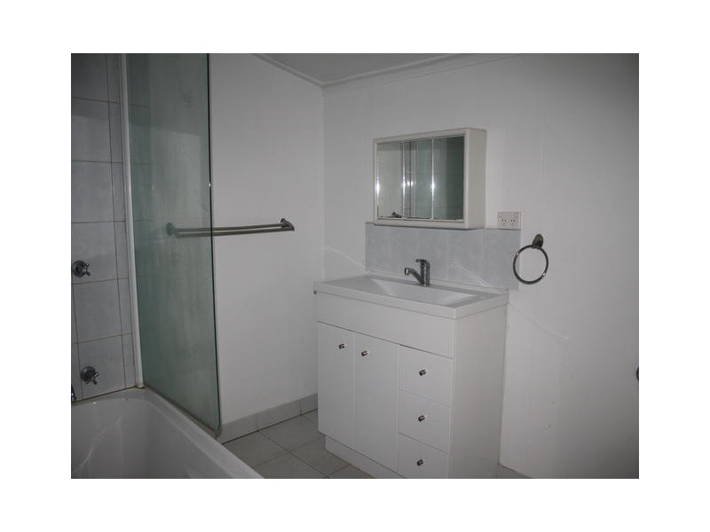 11 ROSE STREET, Blackall QLD 4472