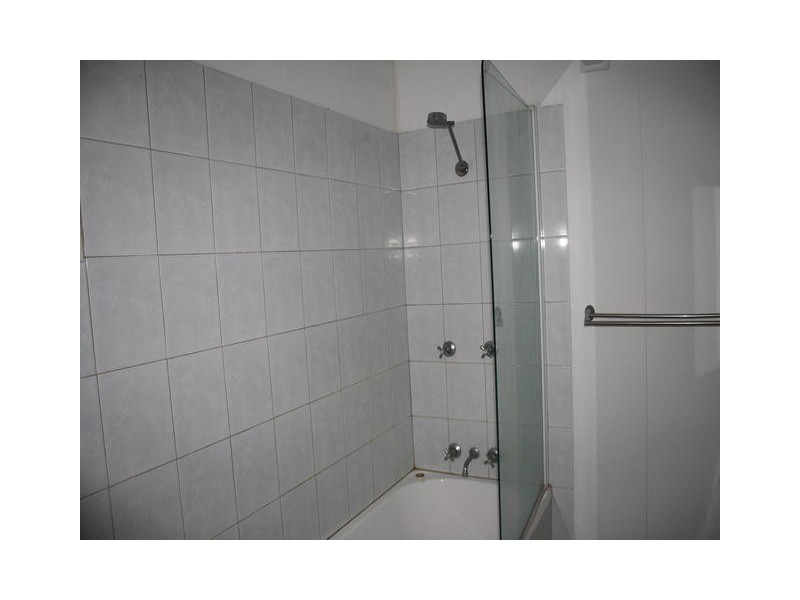 11 ROSE STREET, Blackall QLD 4472