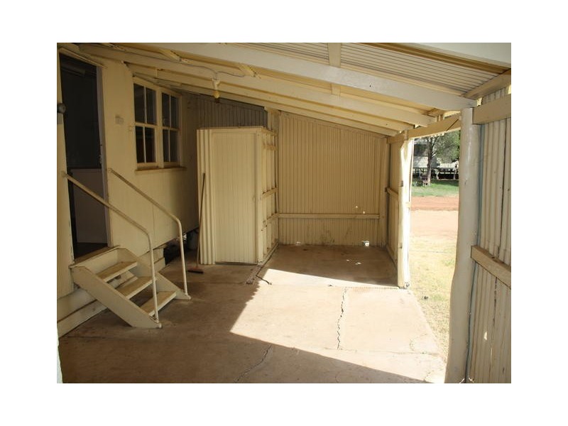 11 ROSE STREET, Blackall QLD 4472