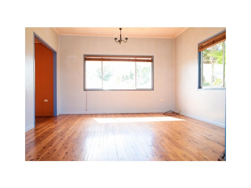 9 Crawford Street, Roma QLD 4455