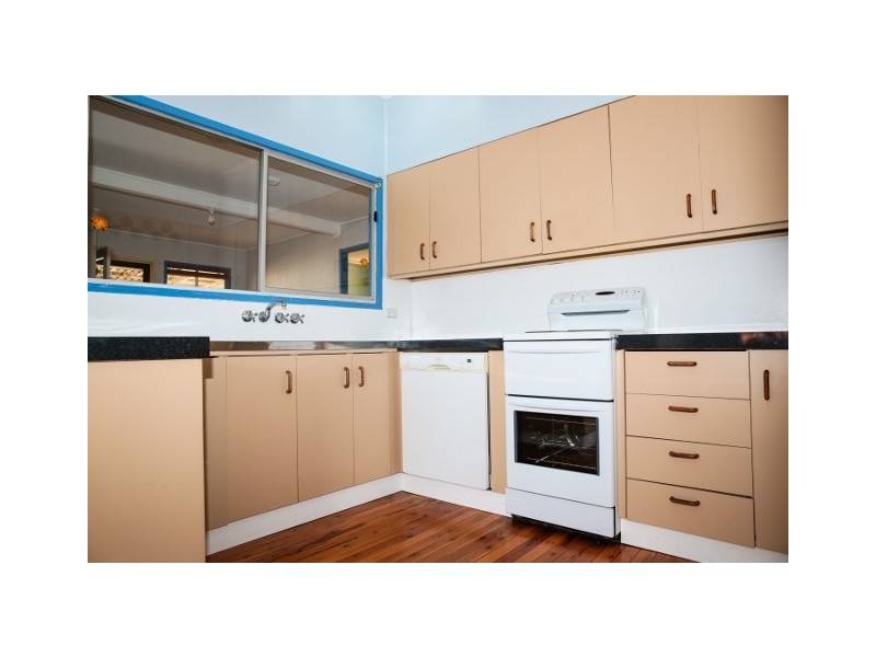 9 Crawford Street, Roma QLD 4455