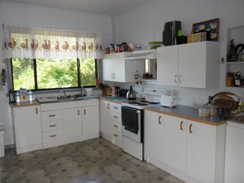 1 Tiereyboo St, Condamine QLD 4416