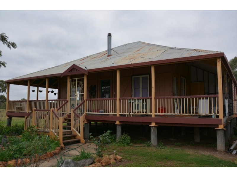‘ HOMEVIEW ‘, Miles QLD 4415
