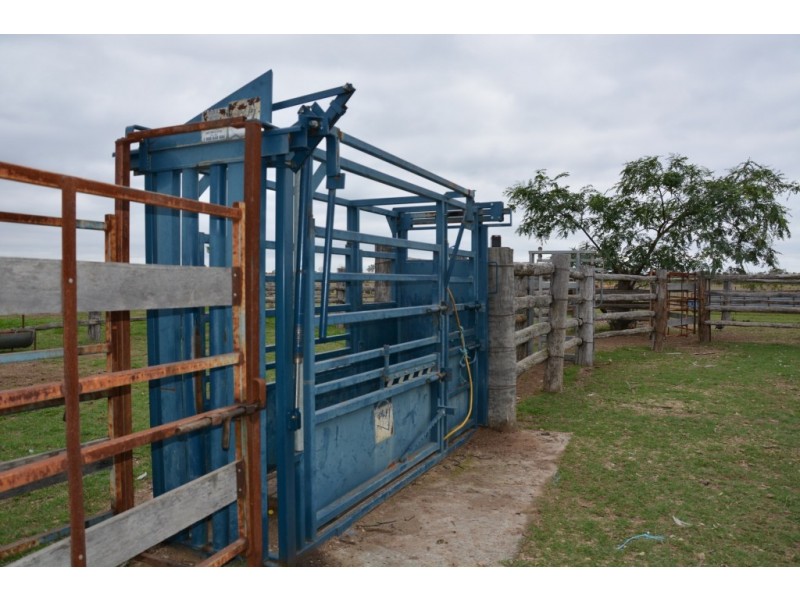 ‘ HOMEVIEW ‘, Miles QLD 4415