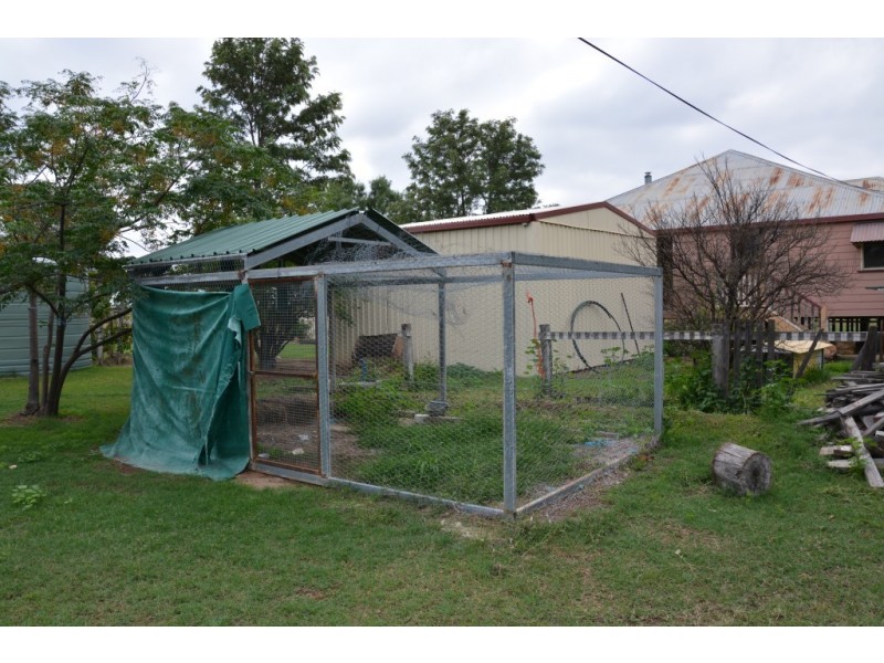 ‘ HOMEVIEW ‘, Miles QLD 4415