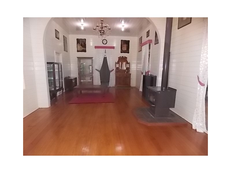 113 WOODBINE RD, Blackall QLD 4472