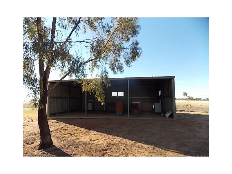113 WOODBINE RD, Blackall QLD 4472