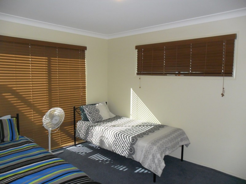 11 DAISY STREET, Miles QLD 4415