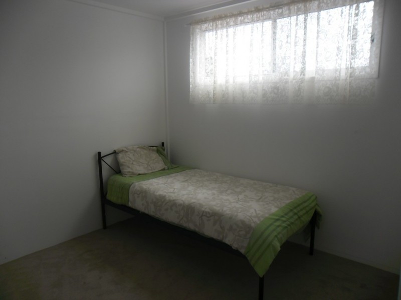 11 DAISY STREET, Miles QLD 4415