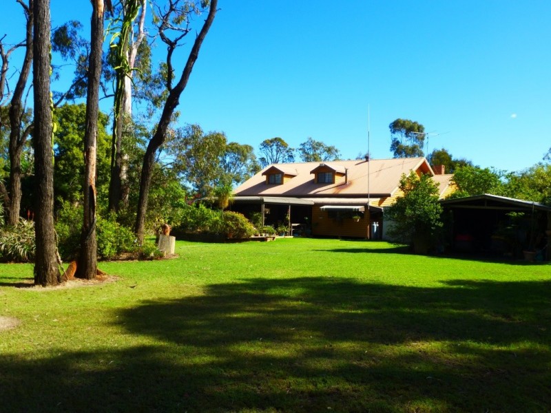 ” WONGA “, Jandowae QLD 4410