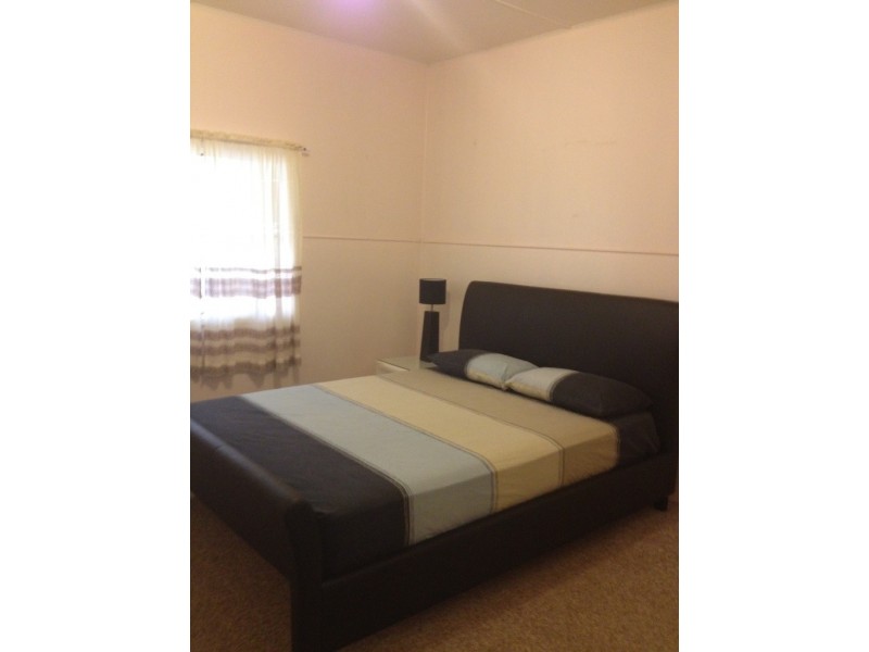 62 Edith Street, Miles QLD 4415