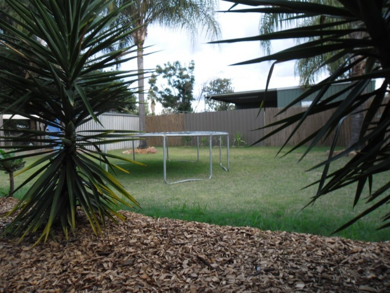 28 Eleanor Street, Miles QLD 4415