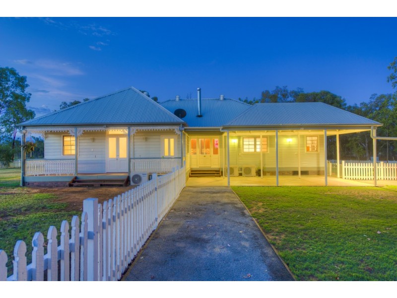 ” Windsor Cottage “, Miles QLD 4415