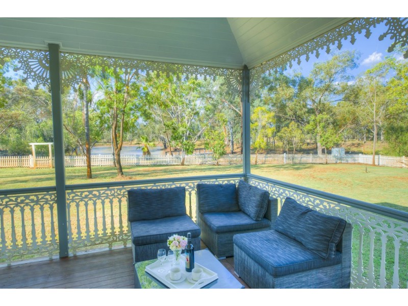 ” Windsor Cottage “, Miles QLD 4415