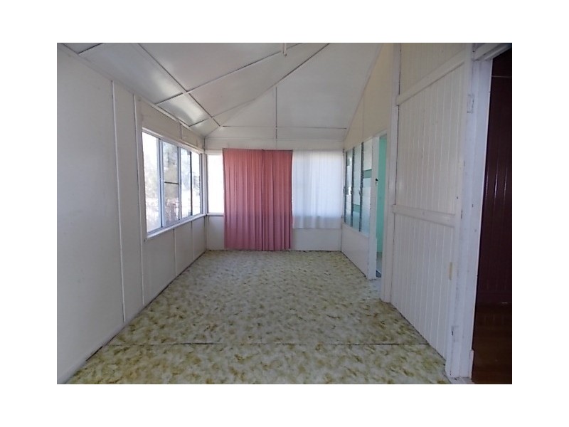 25 GARDEN STREET, Blackall QLD 4472