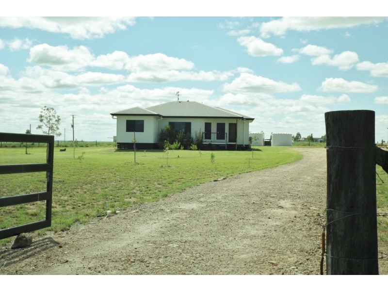 36 Hodgson Lane, Roma QLD 4455