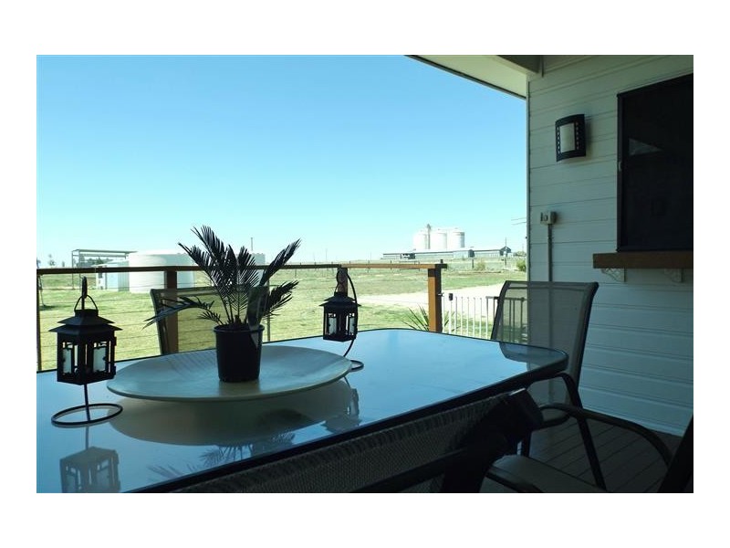 36 Hodgson Lane, Roma QLD 4455