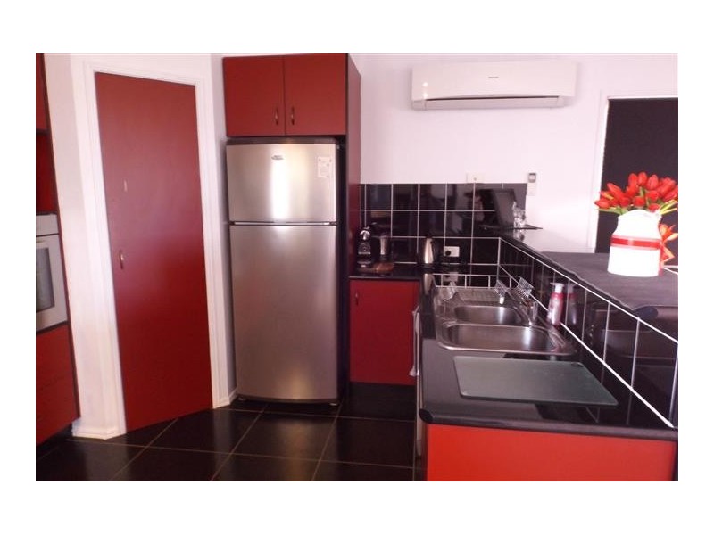 36 Hodgson Lane, Roma QLD 4455
