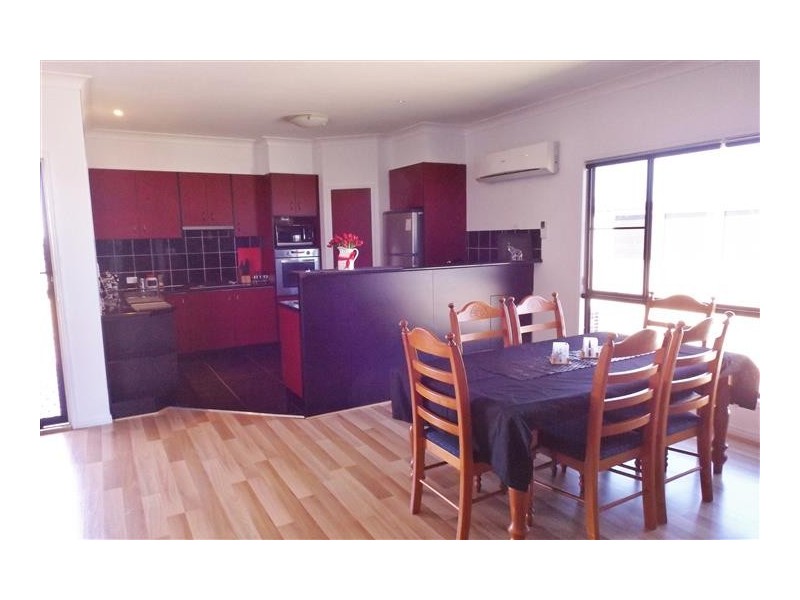 36 Hodgson Lane, Roma QLD 4455