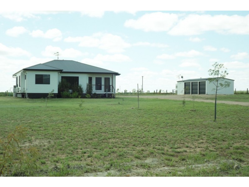 36 Hodgson Lane, Roma QLD 4455
