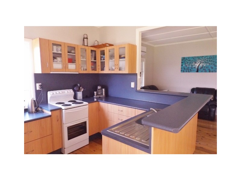 5 Hoffman Street, Roma QLD 4455