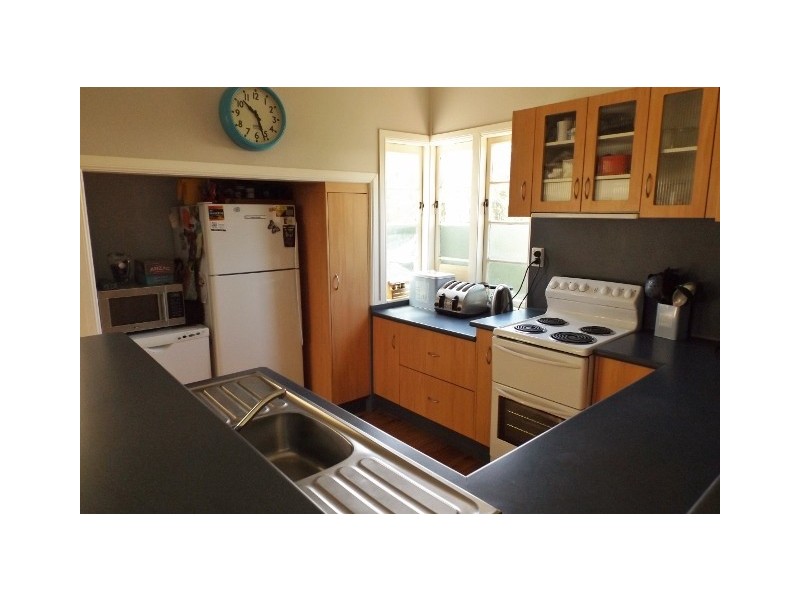 5 Hoffman Street, Roma QLD 4455