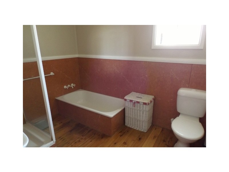 5 Hoffman Street, Roma QLD 4455