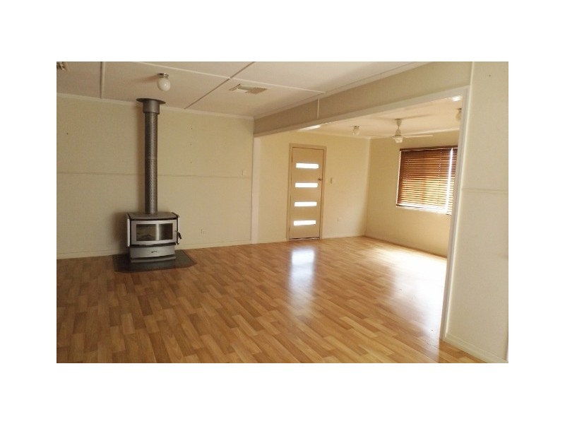 22 Mullavey Street, Roma QLD 4455