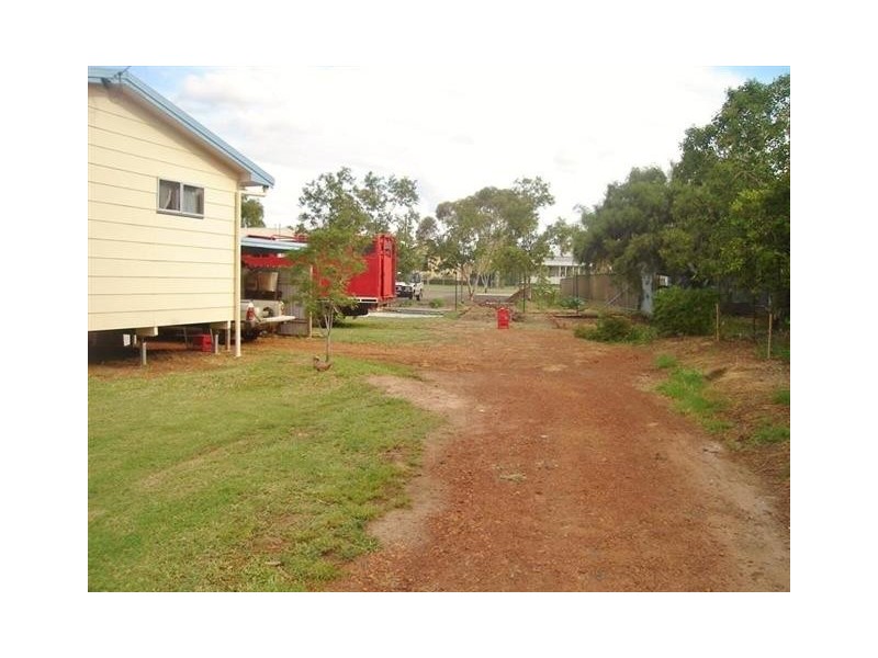 4 Russell Street, Roma QLD 4455