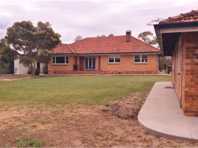 13-21 Northern Road, Roma QLD 4455