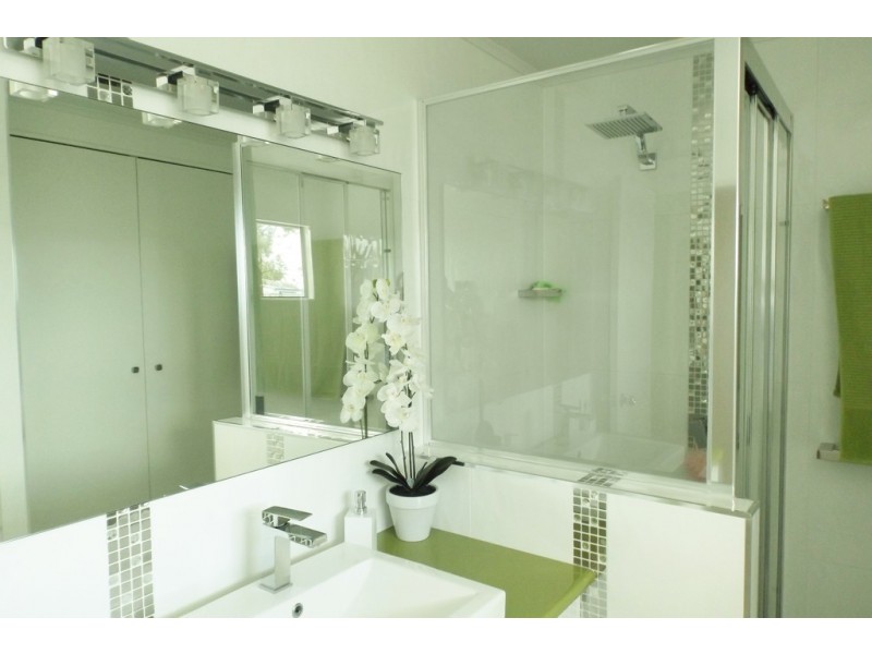 9 Elmer Street, Roma QLD 4455